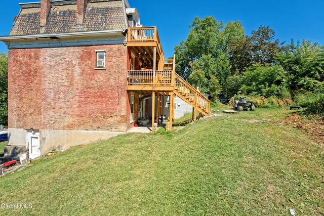 $300,000 | 1554 1st Street, Rensselaer, NY 12144