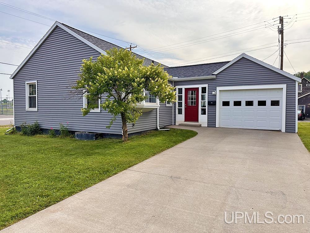 458 Oak Street Ishpeming, MI 49849 - Photo 1 of 30 Gallery Image 1