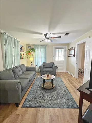 $1,950 | 305 Morgan Street, Madisonville, LA 70447