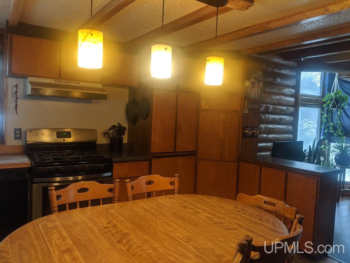 37847 Beck Road Ontonagon, MI 49953 - Photo 4 of 33 Gallery Image 4