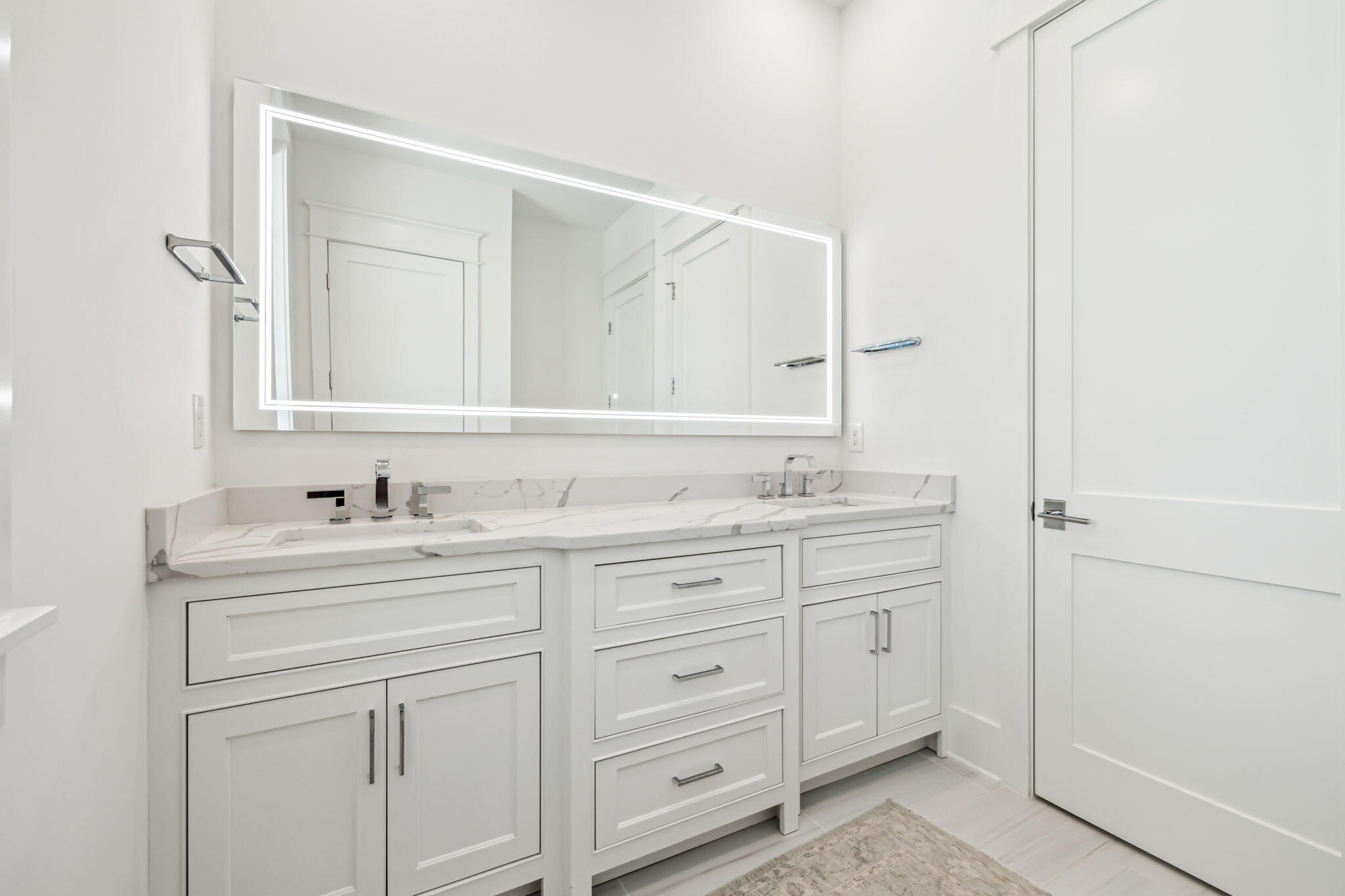 323 Pompano St Inlet Beach Inlet Beach, FL 32461 - Photo 47 of 79 a bathroom with a sink and a mirror