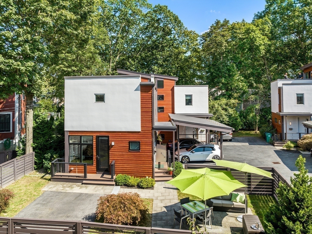 8 Coyne Road, Unit 1 Newton, MA 02468 - Photo 1 of 37 Gallery Image 1