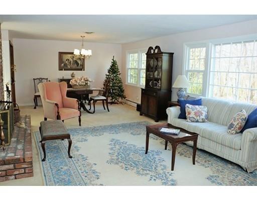 75 Townsend Road Scituate, MA 02066 - Photo 5 of 30 Gallery Image 5
