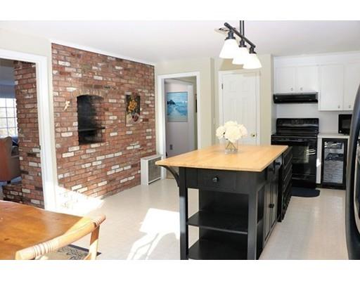 75 Townsend Road Scituate, MA 02066 - Photo 7 of 30 Gallery Image 7
