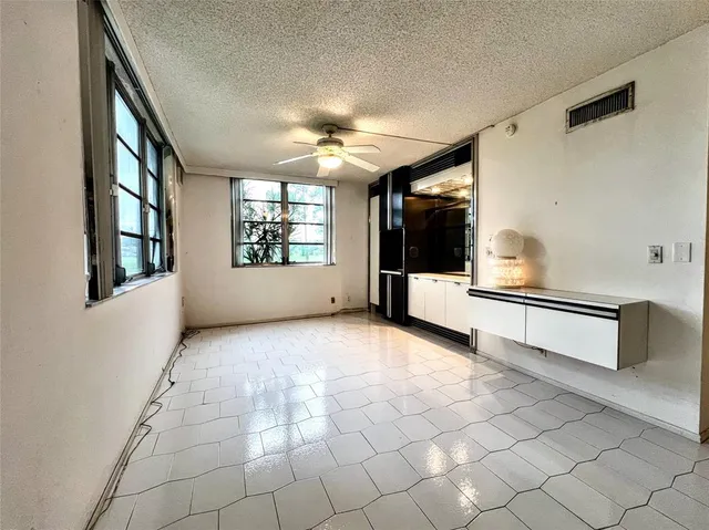 $245,000 | 800 Cypress Grove Drive, Unit 106, Pompano Beach, FL 33069