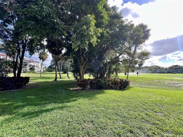 $245,000 | 800 Cypress Grove Drive, Unit 106, Pompano Beach, FL 33069