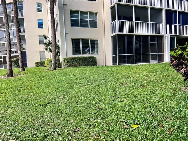$245,000 | 800 Cypress Grove Drive, Unit 106, Pompano Beach, FL 33069