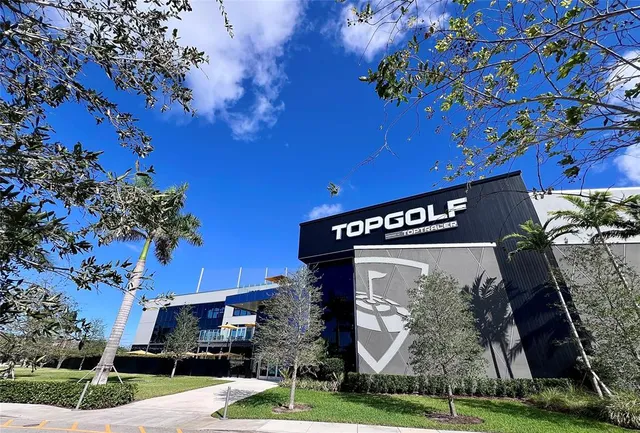 $245,000 | 800 Cypress Grove Drive, Unit 106, Pompano Beach, FL 33069