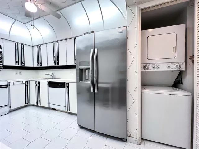 $245,000 | 800 Cypress Grove Drive, Unit 106, Pompano Beach, FL 33069