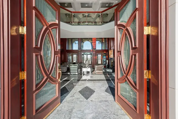 $2,800,000 | 15 Terra Vita Court, South Barrington, IL 60010