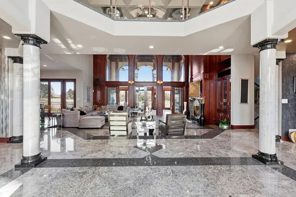 $2,800,000 | 15 Terra Vita Court, South Barrington, IL 60010