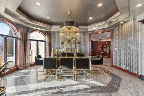 $2,800,000 | 15 Terra Vita Court, South Barrington, IL 60010