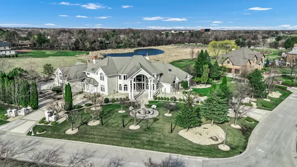 $2,800,000 | 15 Terra Vita Court, South Barrington, IL 60010
