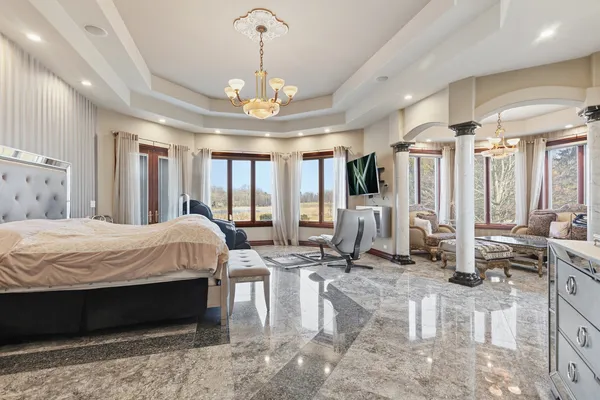 $2,800,000 | 15 Terra Vita Court, South Barrington, IL 60010