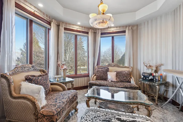 $2,800,000 | 15 Terra Vita Court, South Barrington, IL 60010