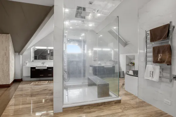 $2,800,000 | 15 Terra Vita Court, South Barrington, IL 60010