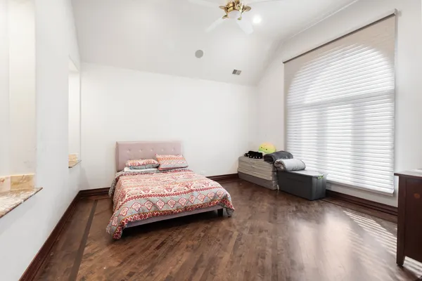 $2,800,000 | 15 Terra Vita Court, South Barrington, IL 60010