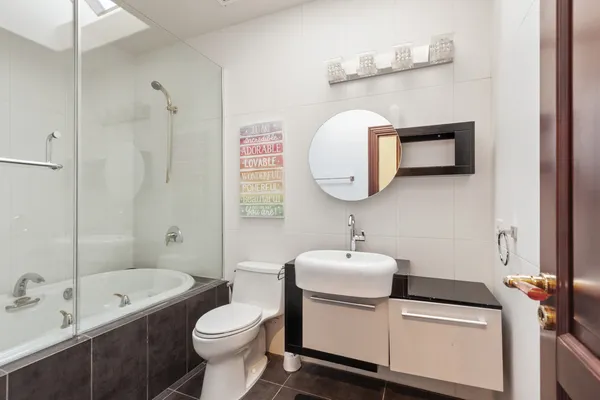 $2,800,000 | 15 Terra Vita Court, South Barrington, IL 60010