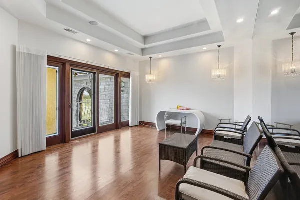 $2,800,000 | 15 Terra Vita Court, South Barrington, IL 60010