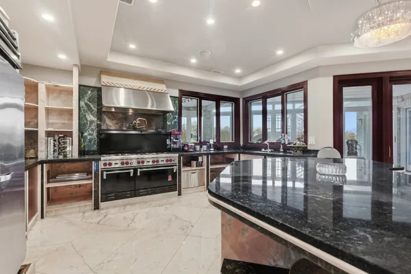 $2,800,000 | 15 Terra Vita Court, South Barrington, IL 60010