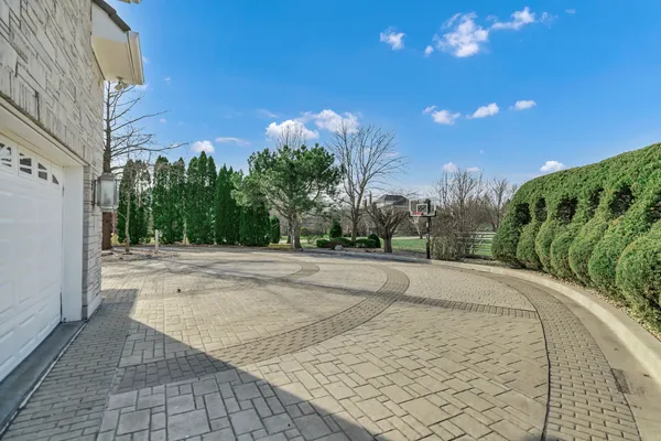 $2,800,000 | 15 Terra Vita Court, South Barrington, IL 60010