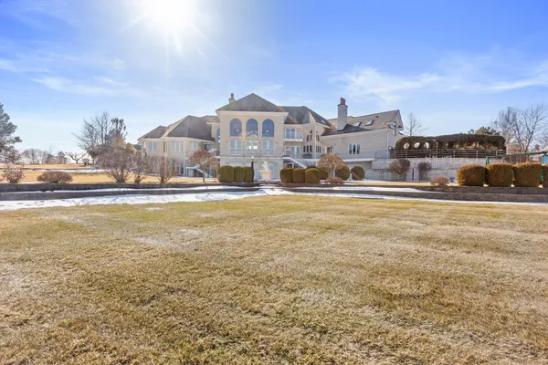 $2,800,000 | 15 Terra Vita Court, South Barrington, IL 60010