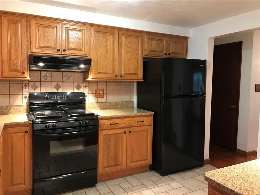 745 Vista Valley Road Washington, PA 15301 - Photo 4 of 24 Gallery Image 4