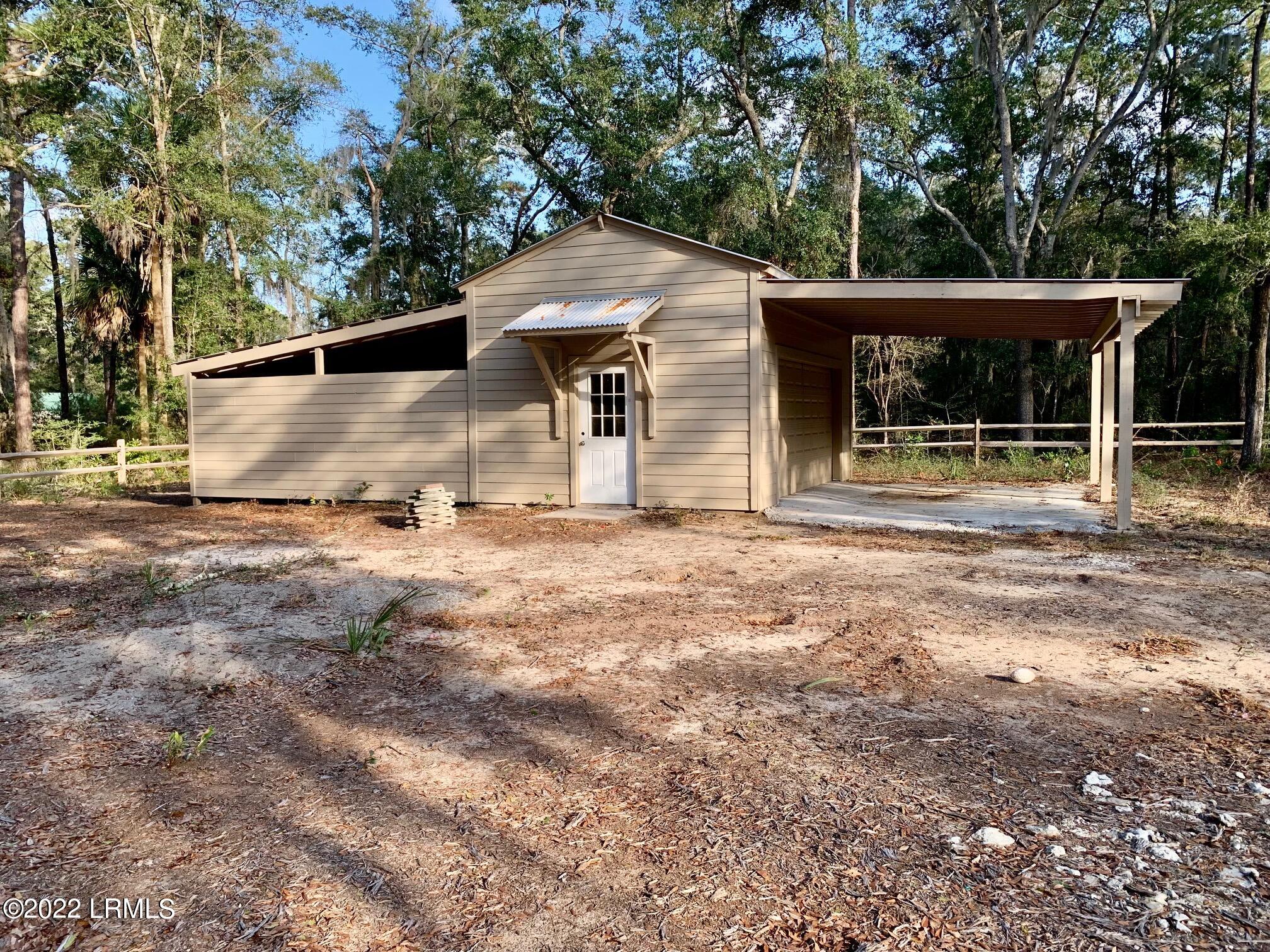 24 Cusabo Road St. Helena Island, SC 29920 - Photo 31 of 44 24 16