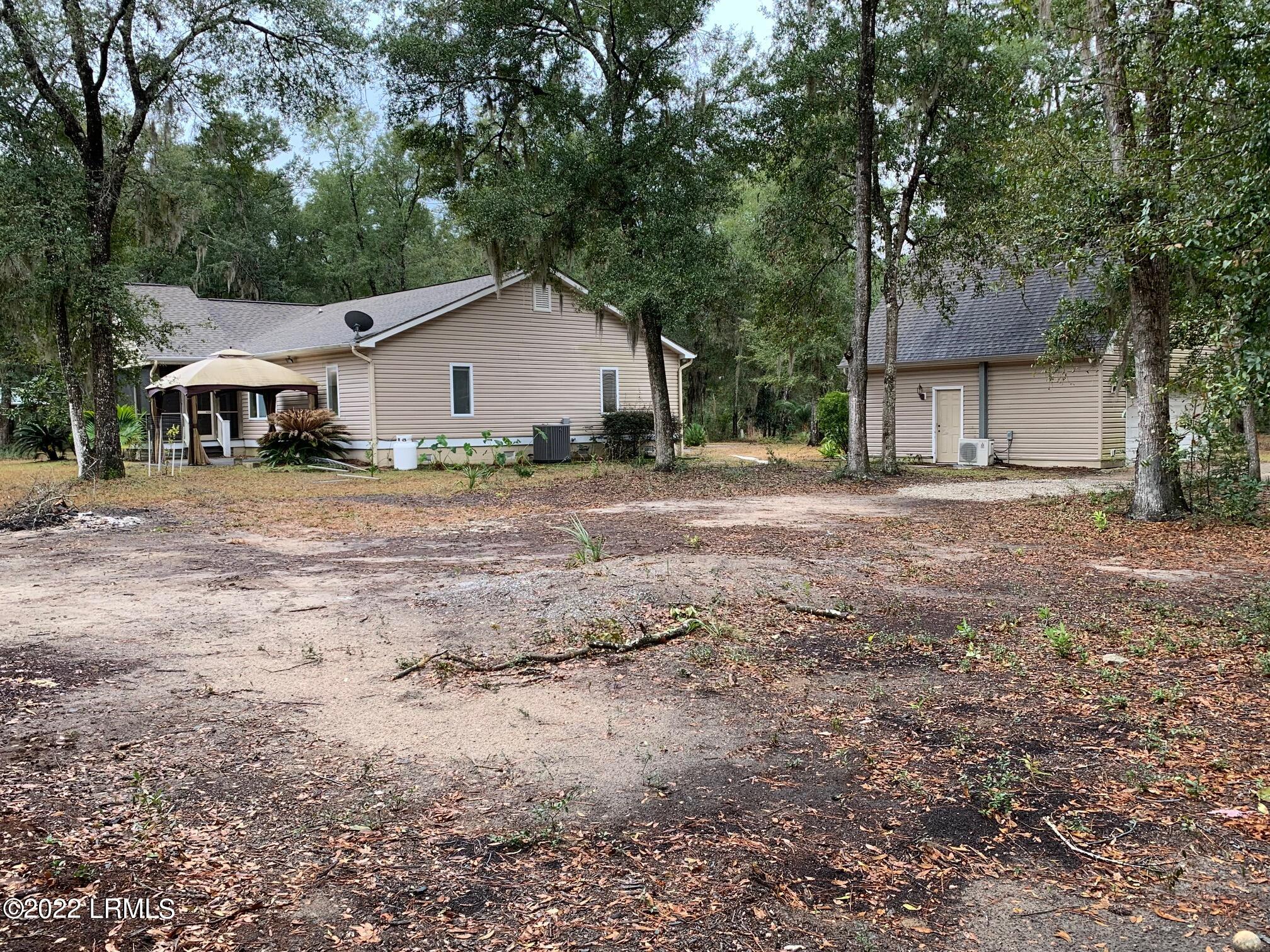 24 Cusabo Road St. Helena Island, SC 29920 - Photo 33 of 44 24 17