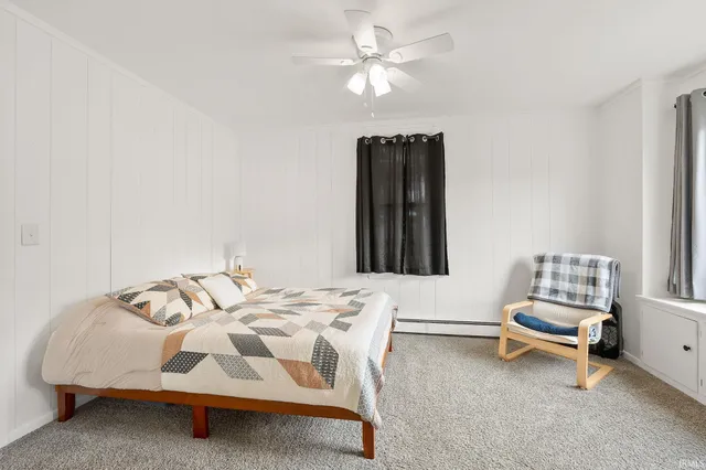 $179,900 | 325 North Wayne Street, Warren, IN 46792