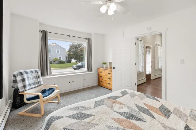 $179,900 | 325 North Wayne Street, Warren, IN 46792