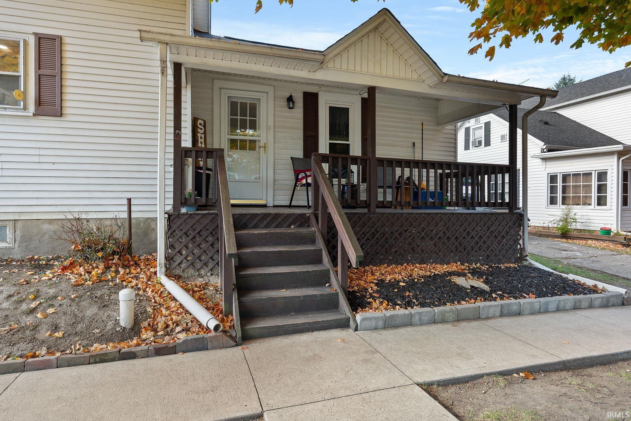 325 North Wayne Street Warren, IN 46792 - Photo 9 of 33