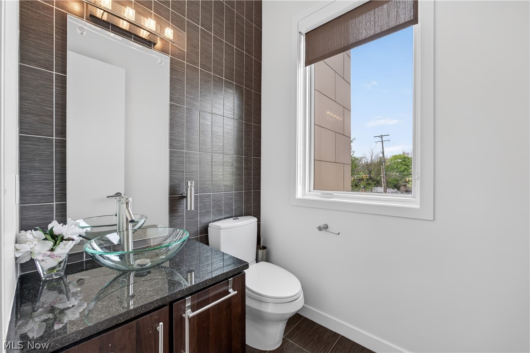 1840 Coltman Road Cleveland, OH 44106 - Photo 18 of 49 Half Bathroom