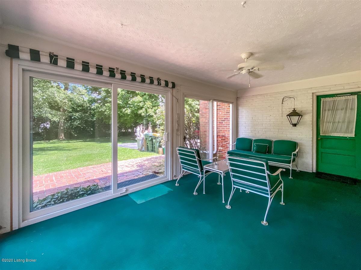 721 Wicklow Road Louisville, KY 40207 - Photo 22 of 51 21-721-21