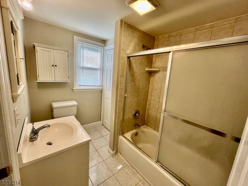 96 Burnet Road Florham Park, NJ 07940 - Photo 3 of 12 Gallery Image 3
