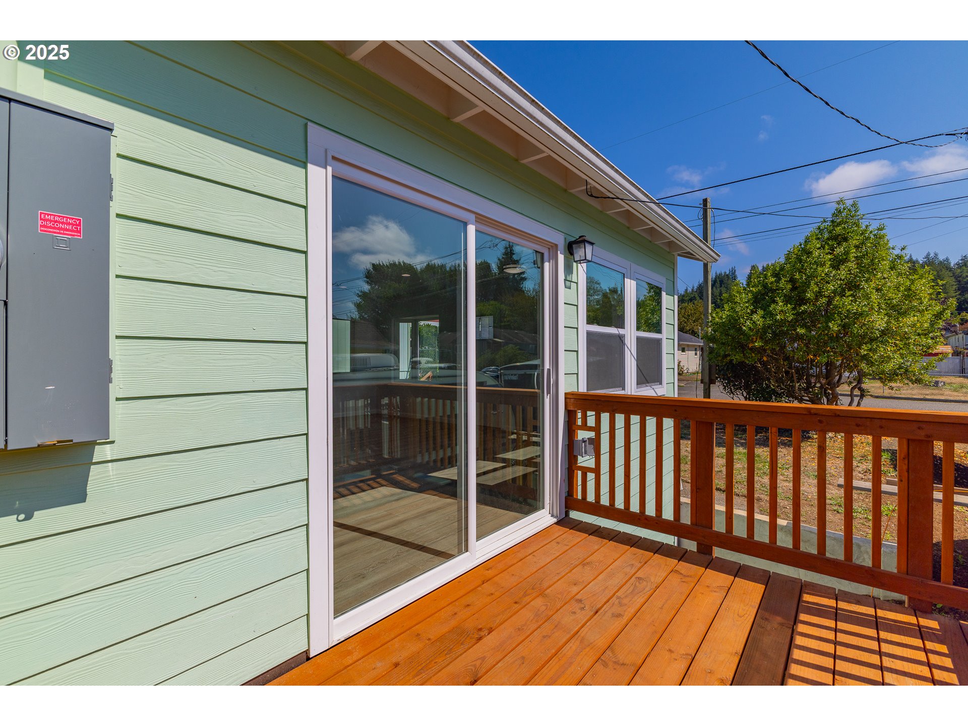 1175 North Dean Street Coquille, OR 97423 - Photo 7 of 34