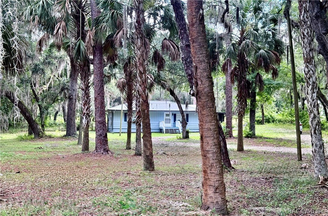 271 Hudson Street Inglis, FL 34449 - Photo 3 of 45