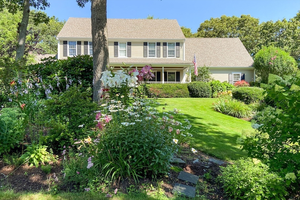 2 Briar Patch Circle Sandwich, MA 02537 - Photo 38 of 42 a front view of a residential houses with yard and green space