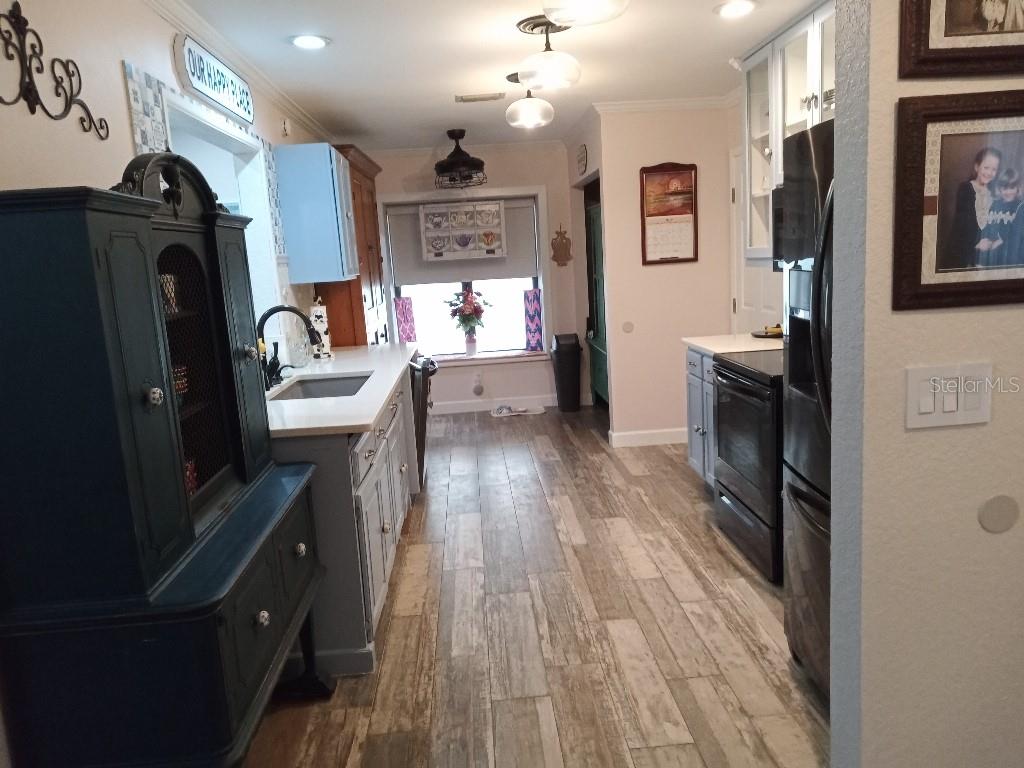 4418 Northeast 4th Street Ocala, FL 34470 - Photo 8 of 43