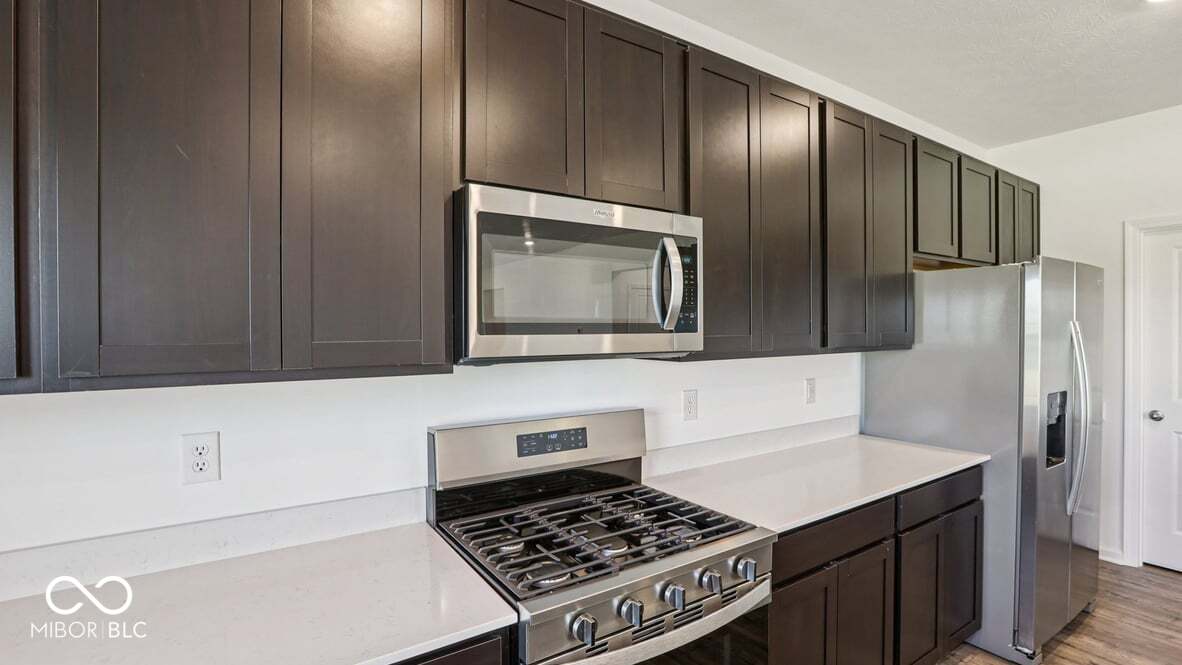 220 Aster Way Greenfield, IN 46140 - Photo 7 of 52