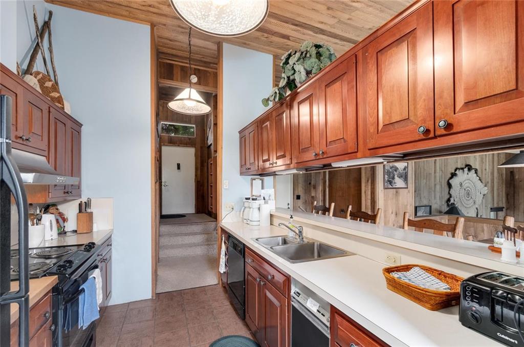 915 4 O Clock Road Breckenridge, CO 80424 - Photo 10 of 35 Gallery Image 10