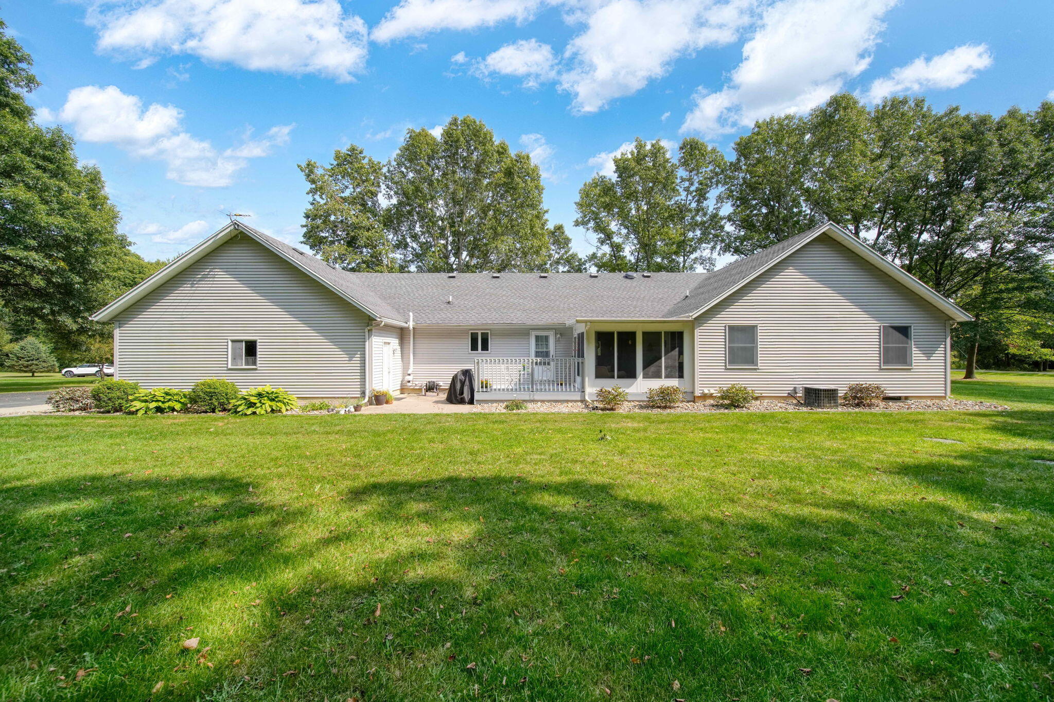 10000 Somerville Road Rives Junction, MI 49277 - Photo 61 of 83 68-web-or-mls-DSC05722_HDR