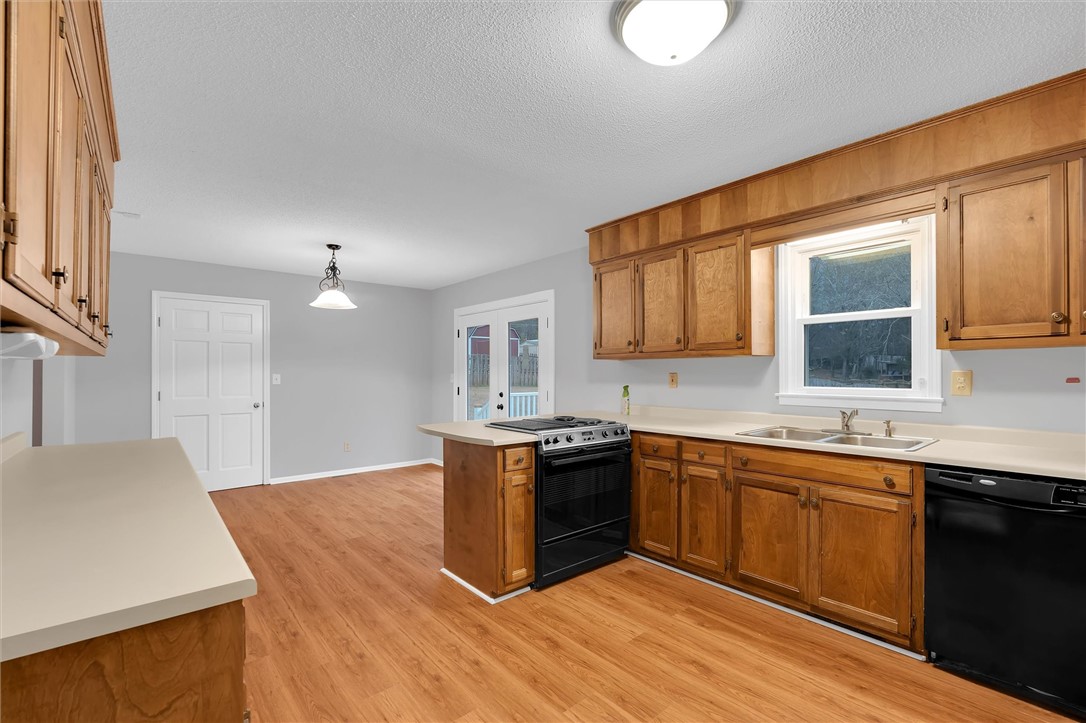 105 Ridgeway Court Easley, SC 29640 - Photo 13 of 29