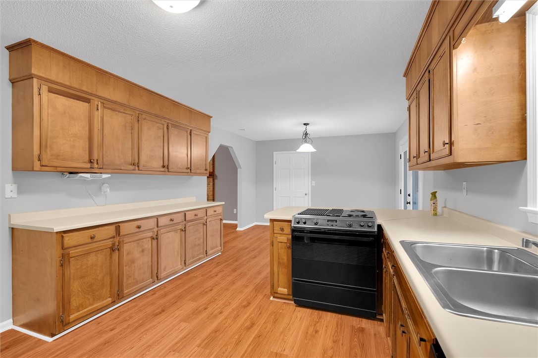 105 Ridgeway Court Easley, SC 29640 - Photo 14 of 29