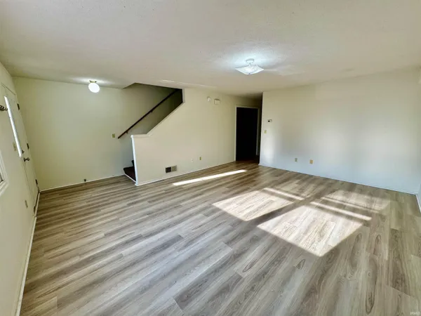 $210,000 | 414 West Northlane Drive, Bloomington, IN 47404