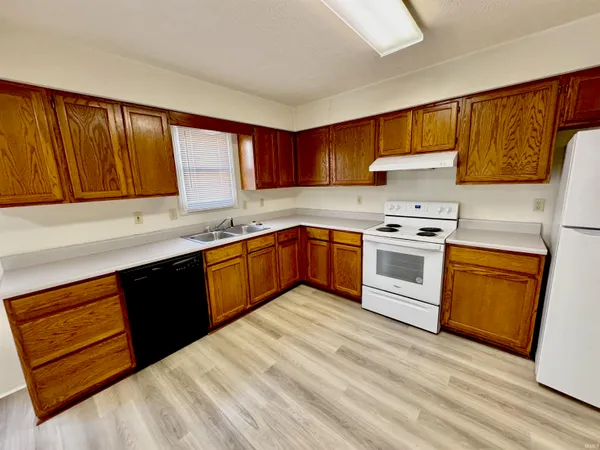 $210,000 | 414 West Northlane Drive, Bloomington, IN 47404