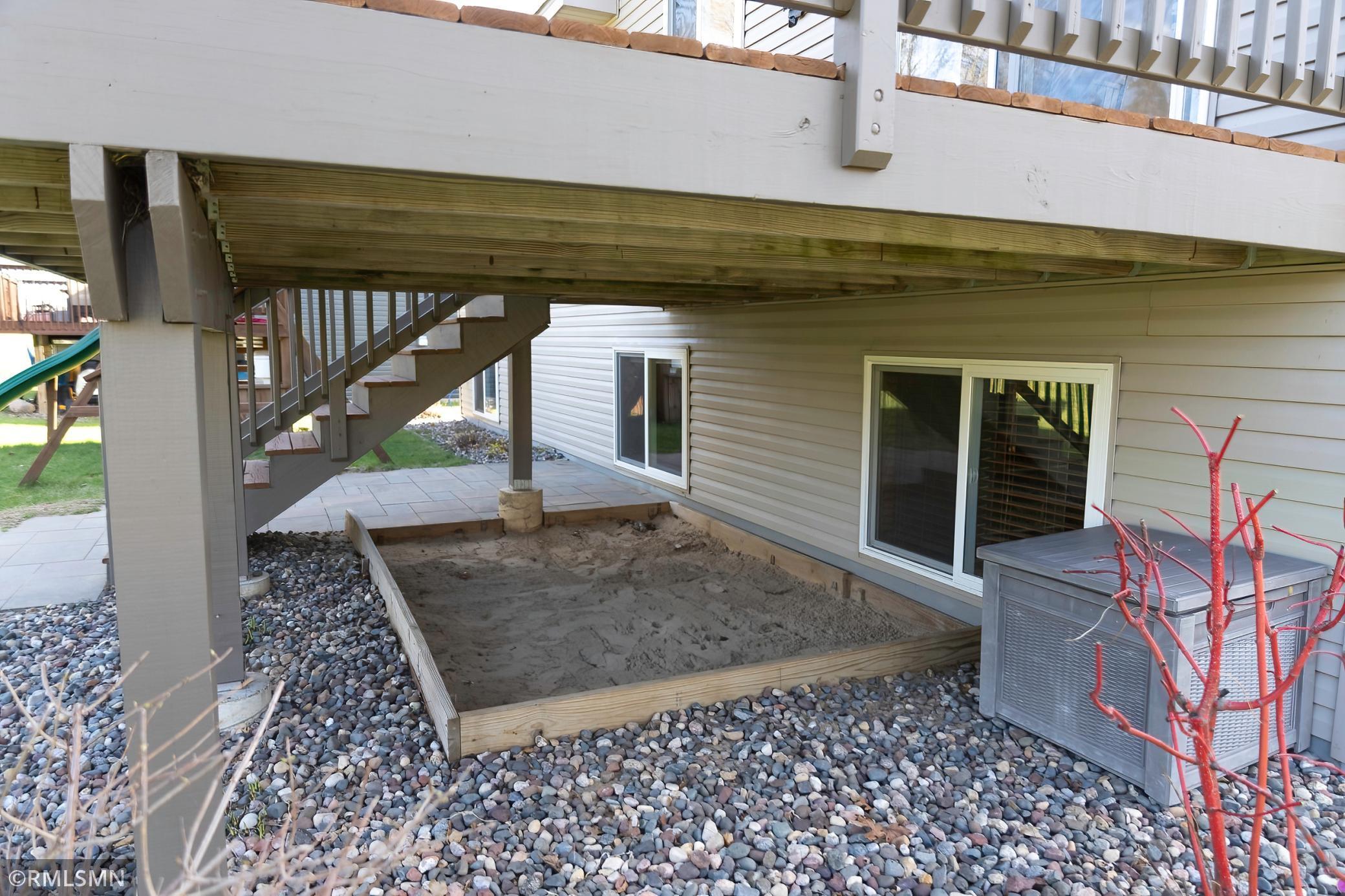 201 Pine Street Cannon Falls, MN 55009 - Photo 19 of 27