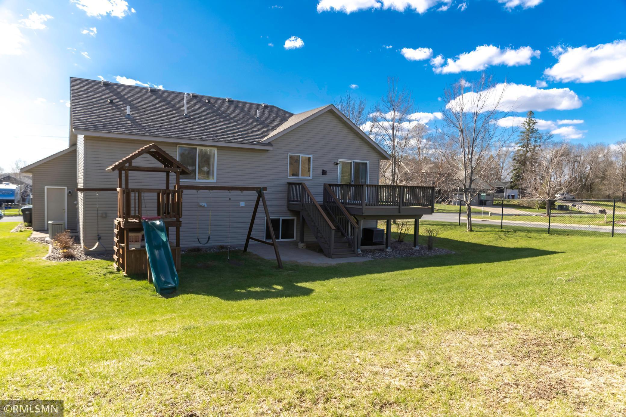 201 Pine Street Cannon Falls, MN 55009 - Photo 20 of 27