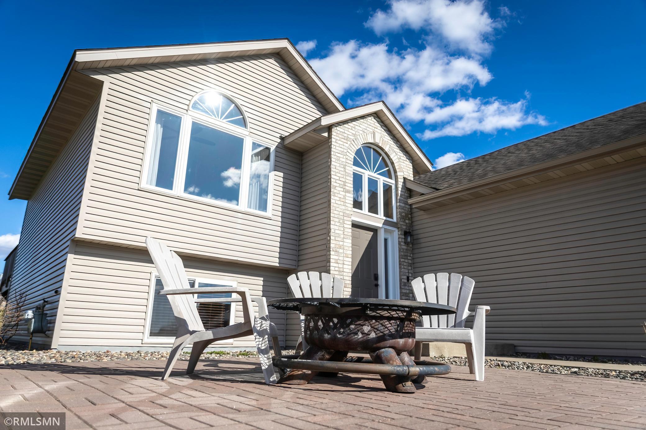 201 Pine Street Cannon Falls, MN 55009 - Photo 2 of 27