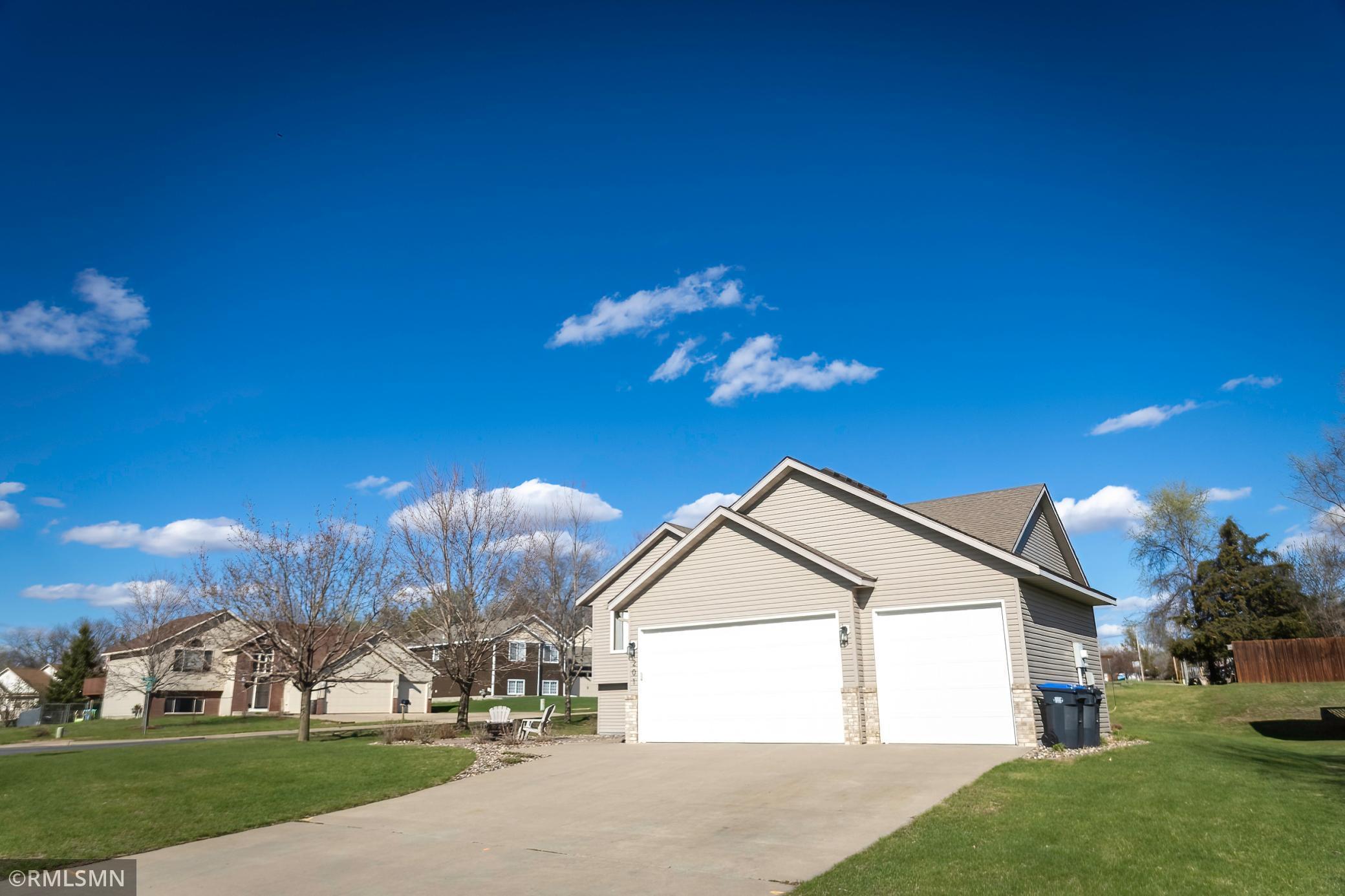 201 Pine Street Cannon Falls, MN 55009 - Photo 24 of 27